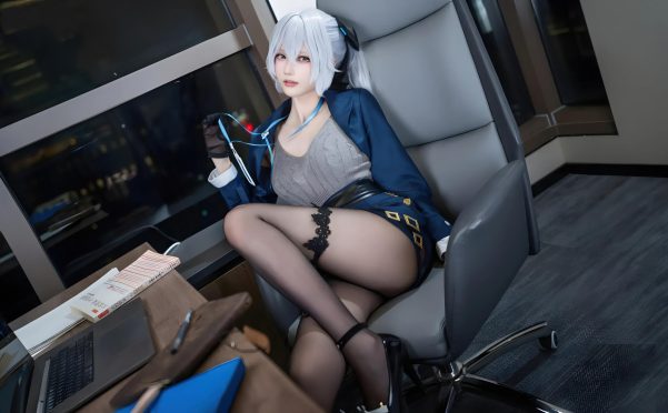 花兮_honoka 崩坏·星穹铁道 布洛妮娅 大鸭鸭，银鬃铁卫统领的都市秘影与光影诗篇