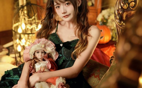 兔子Zzz不吃胡萝卜 可爱又迷人的反派角色，揭秘暗黑童话主题写真拍摄全流程