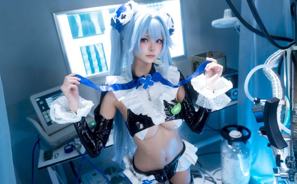 九柒喵 Nikke胜利女神 汉赛尔,摄影师镜头下的机械与生命交织的绝美诗篇