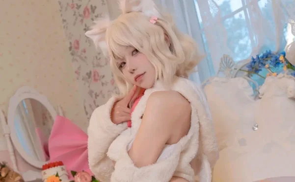 Yiko湿润兔(咬一口兔娘)_写真coser美图作品合集下载|持续更新