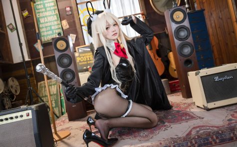 九柒喵 蔚蓝档案 笑面教授 兔女郎，揭秘摄影棚内外的光影魔法与造型细节全记录