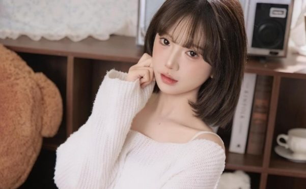 小霞佩奇 微密圈 觅圈最新写真套图及视频资源下载[持续更新]