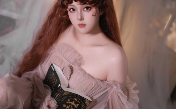 Natsuko_夏夏子 粉雾，樱花树下光影交织的日系少女写真全记录