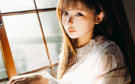 蠢沫沫 阳,光影交织下的元气少女与午后慵懒时光写真摄影故事