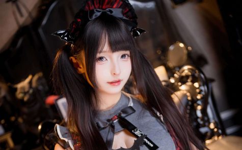 神楽坂真冬 小恶魔，光影交织下的魅惑演绎与写真创作全记录