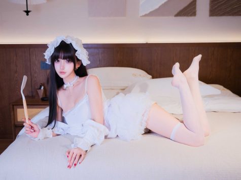 过期米线线喵 厨娘女仆，揭秘春日私房写真从构思到成片的唯美创作之旅