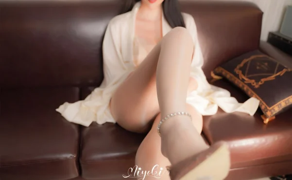 铃木美咲_写真coser美图作品合集下载|持续更新